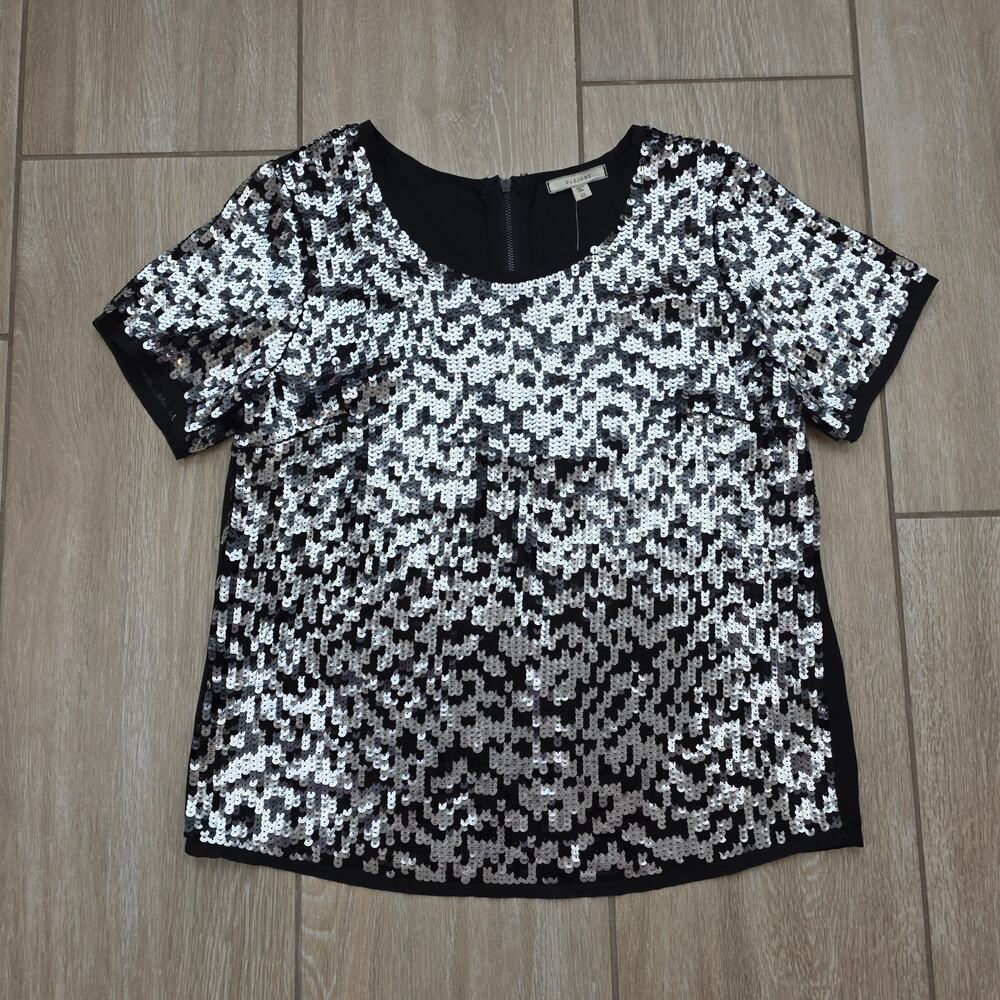 Pleione Sequin Top Womens XS Silver Black Short Sleeve Party Holiday NWT